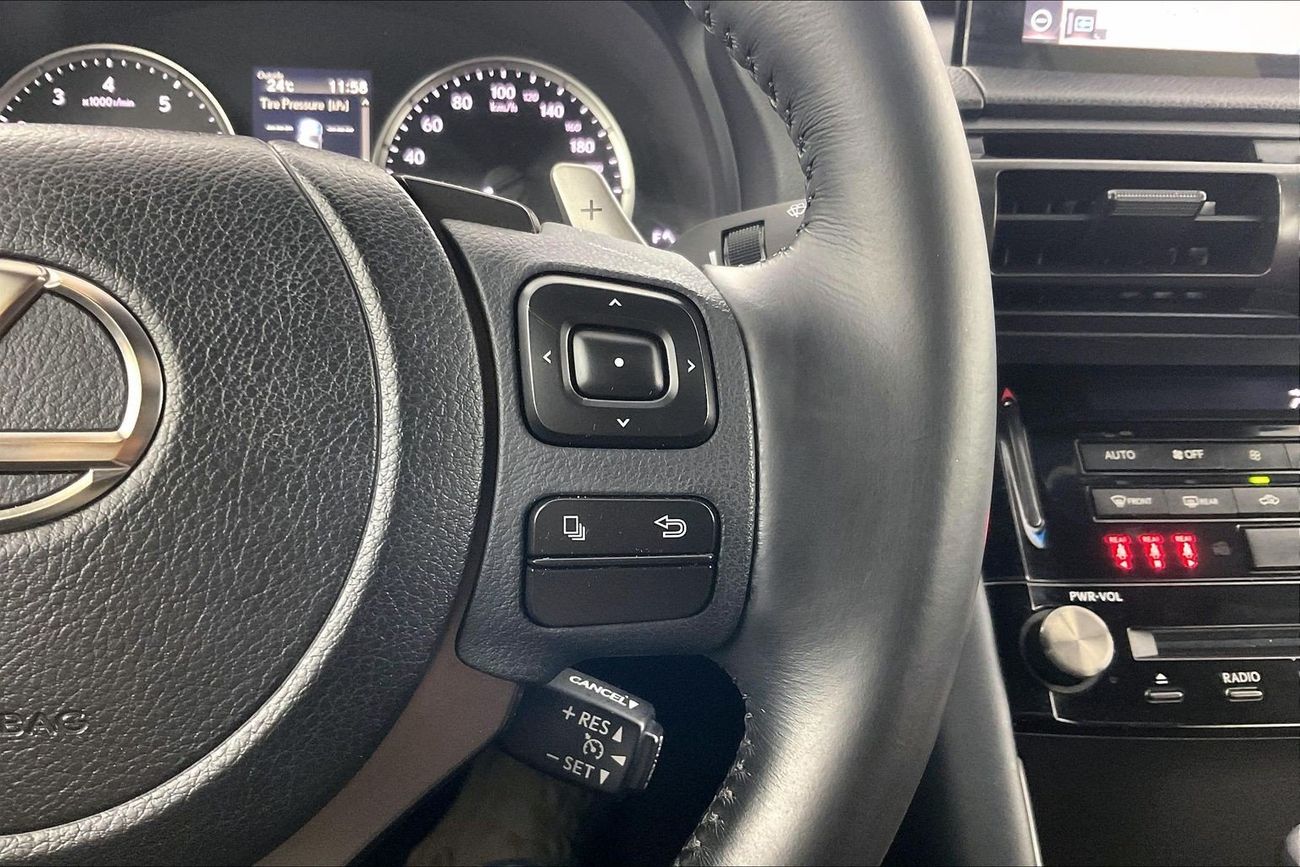 Lexus IS300 Premier | Guaranteed Warranty | 0 Down Payment