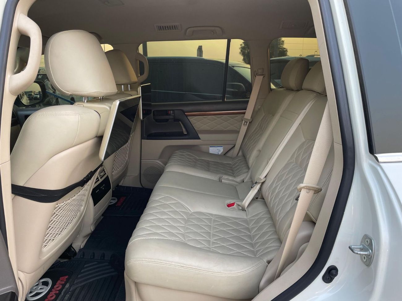 Toyota Land Cruiser GXR+ 4.0L