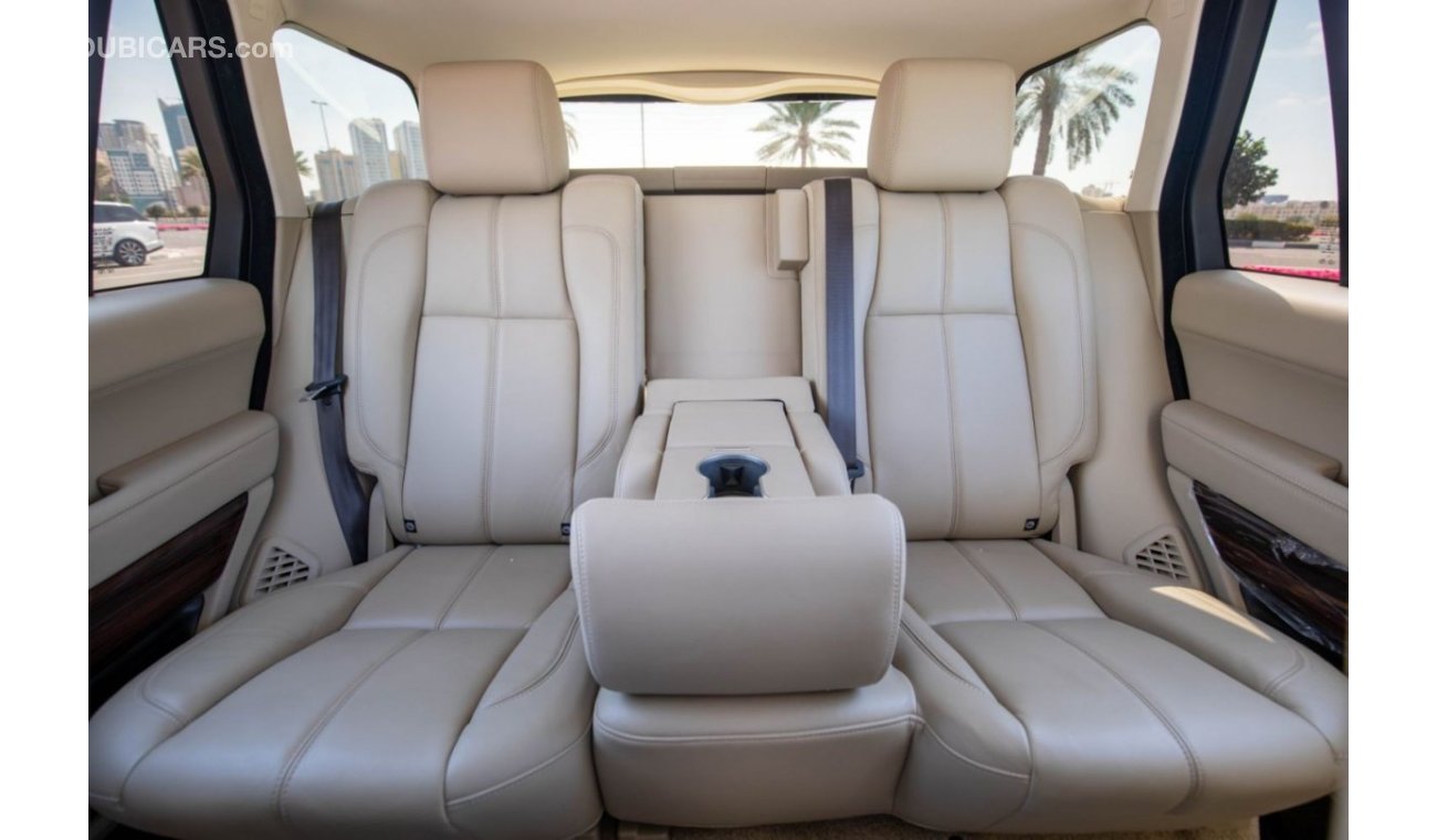 Land Rover Range Rover Range Rover Vogue HSE V8 5.0  Panoramic  2016 GCC Under Warranty