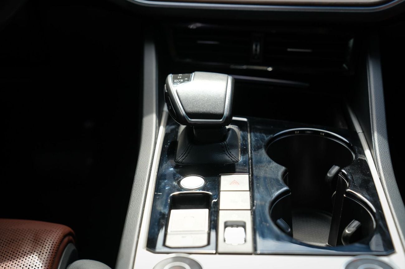 Volkswagen Touareg 2020!! GCC SPECS!! FULL SERVICE HISTORY FROM AL NABOODA