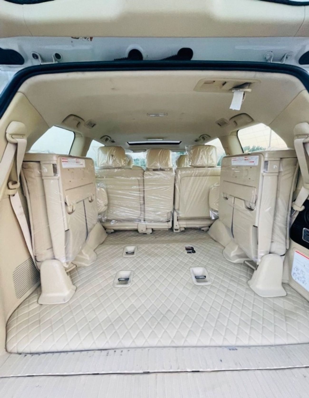 تويوتا لاند كروزر Toyota Land Cruiser 2017 LHD v8 full options