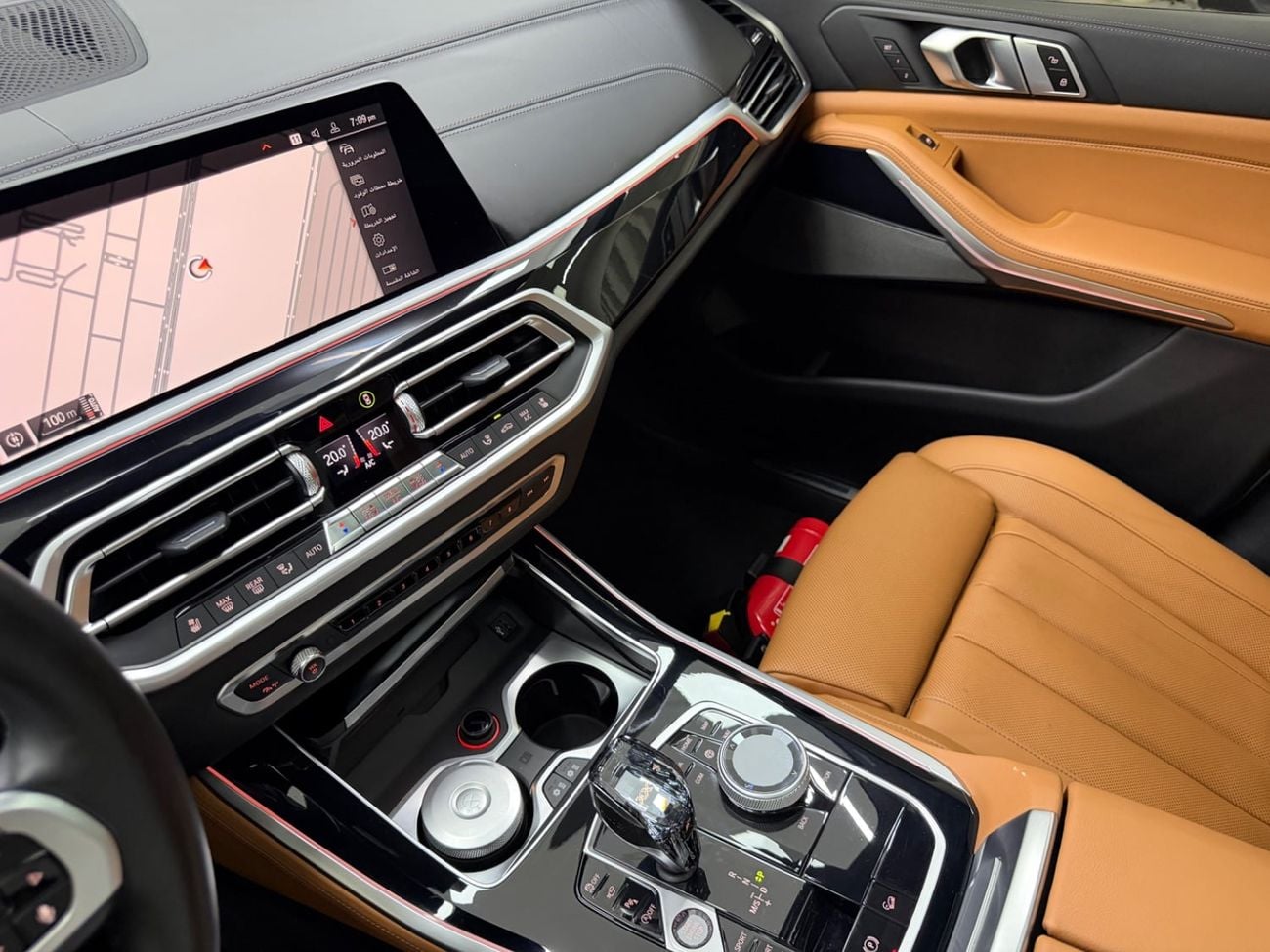 بي أم دبليو X5 40i M SPORT EXCLUSIVE مجلس التعاون الخليجي ... سجل صيانة كامل .. مشغل أقراص DVD .. محرك V6 طقم M .. حالة ممتازة
