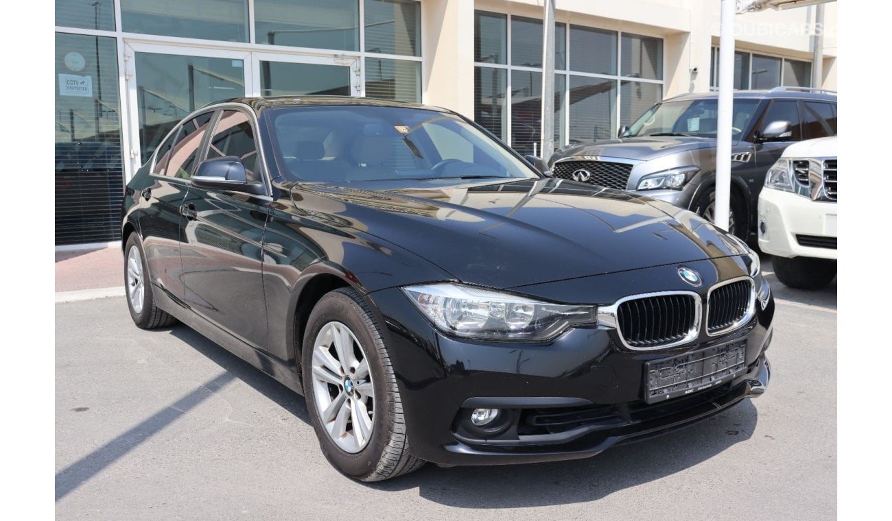 بي أم دبليو 318i BMW 318i 2017 GCC 1.6L