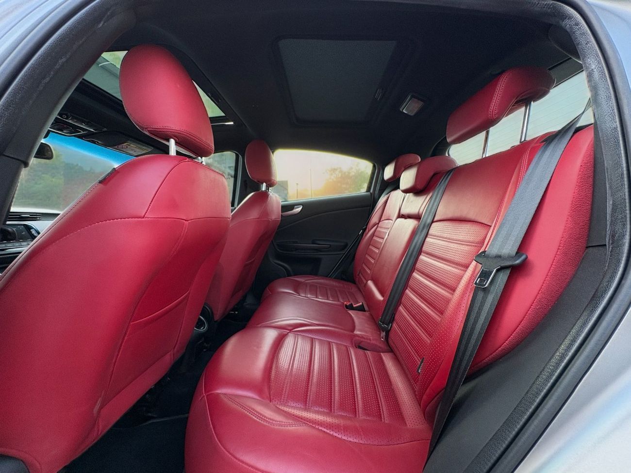 Alfa Romeo Giulietta Veloce A/T | 2018 | GCC SPECS | Full Service History | AED 600 per month