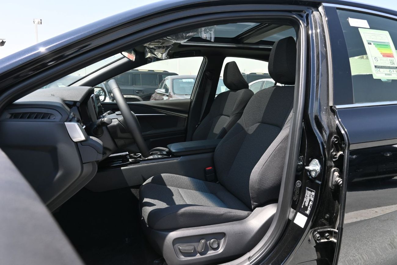 Toyota Camry Toyota Camry LE 2.5L Hybrid, Model 2025, Color Black