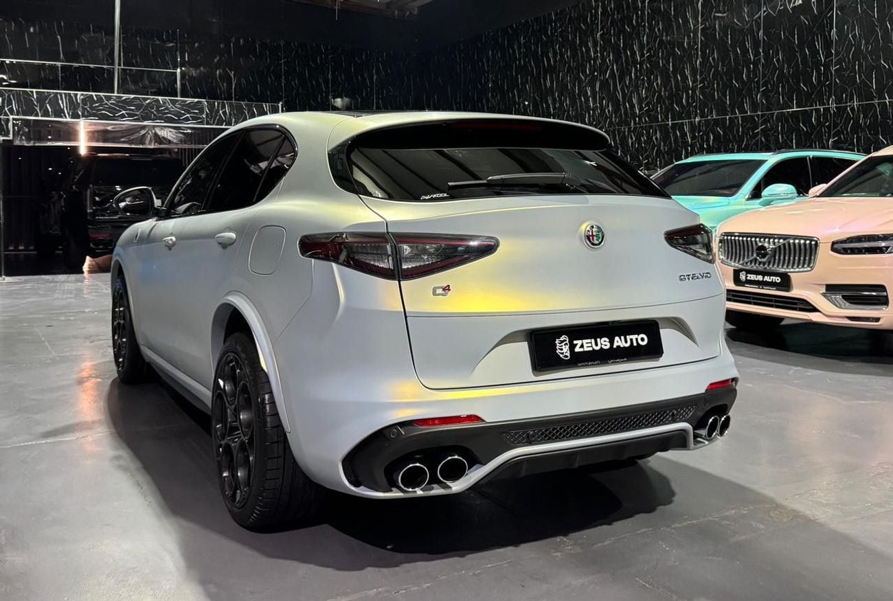 Alfa Romeo Stelvio QUADRIFOGLIO