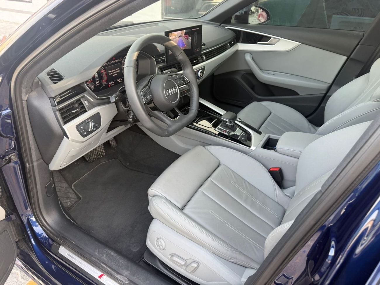 Audi A4 35 TFSI S-LINE