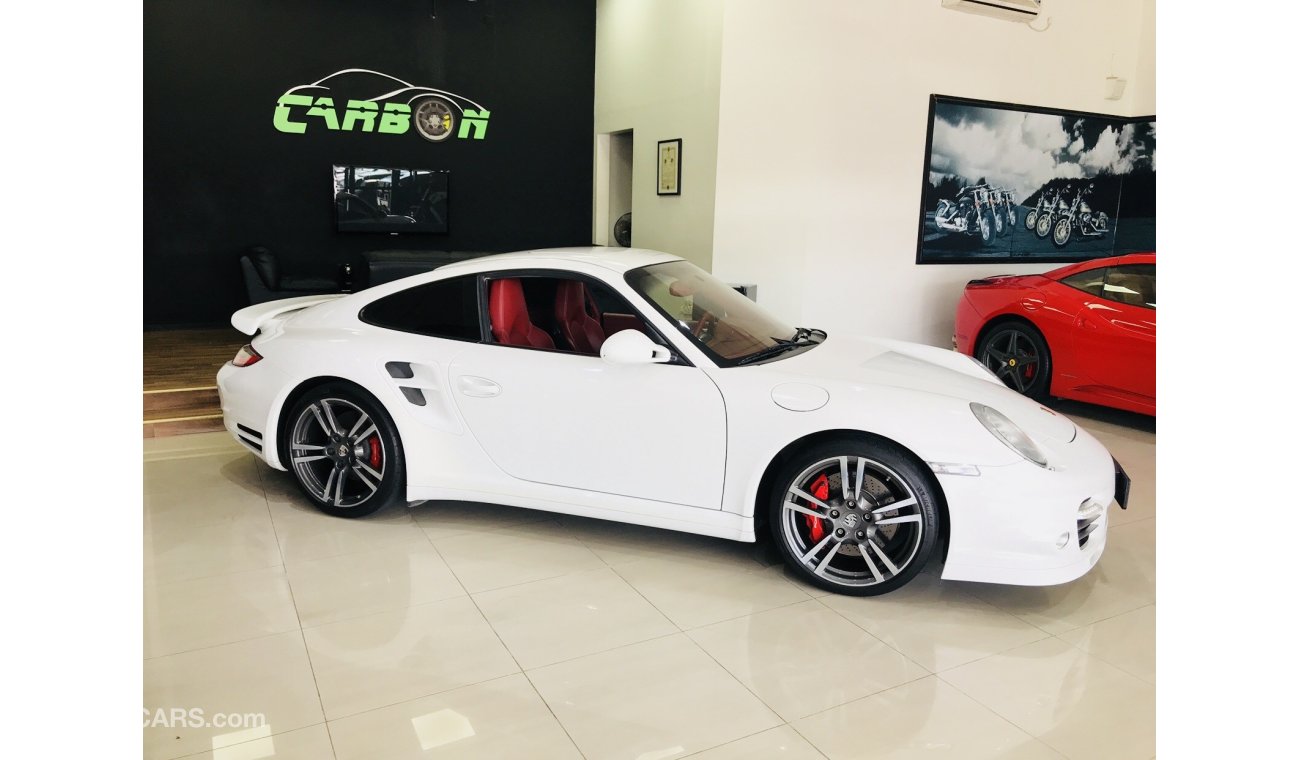 Porsche 911 Turbo -  2011 - GCC - AL nabooda warranty UNTIL JULY / 2019  and service