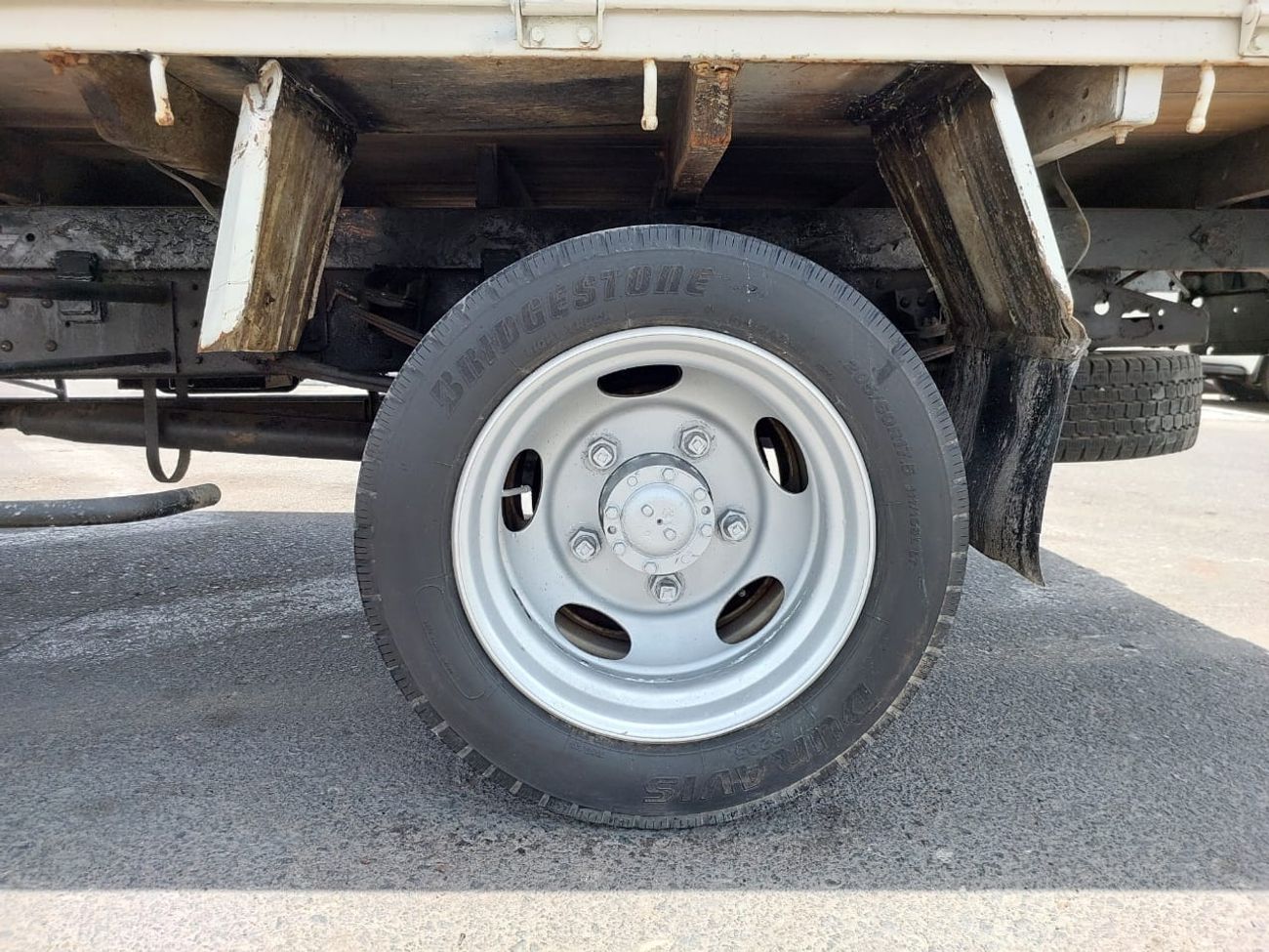 Mitsubishi Fuso Canter MITSUBISHI CANTER 4D33 TRUCK RHD 1993 MODEL 4.2 L DIESEL MANUAL(PM81723)