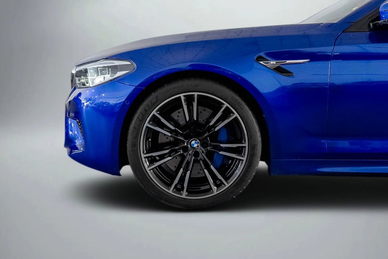 BMW M5 Std 4.4L