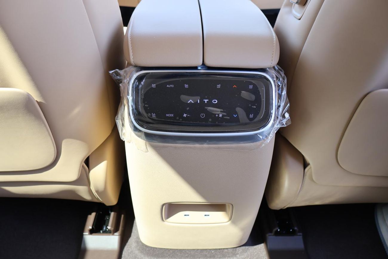 آيتو 7 SERES AITO M7 PLUS 4WD