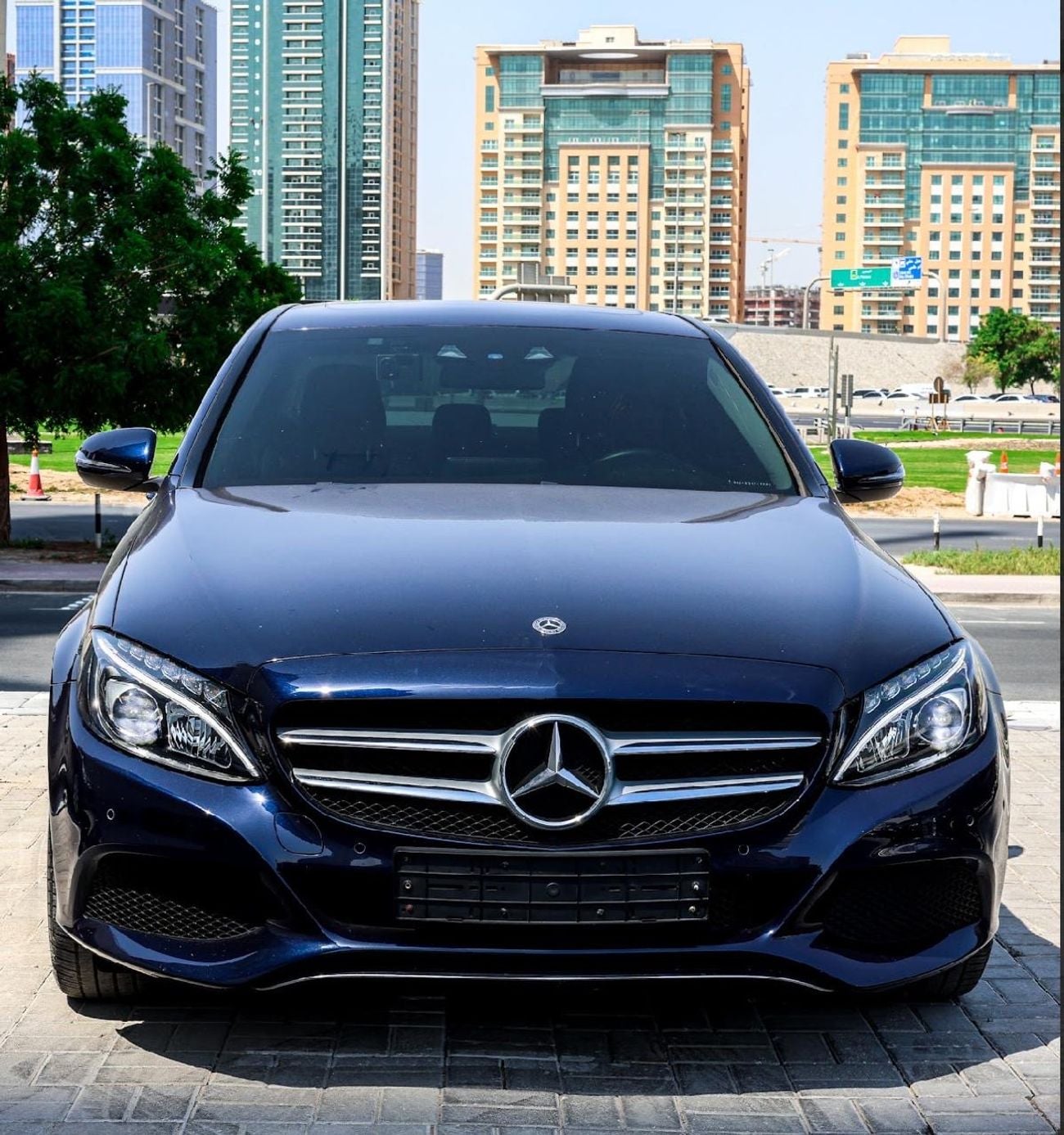 مرسيدس بنز C 200 AMG