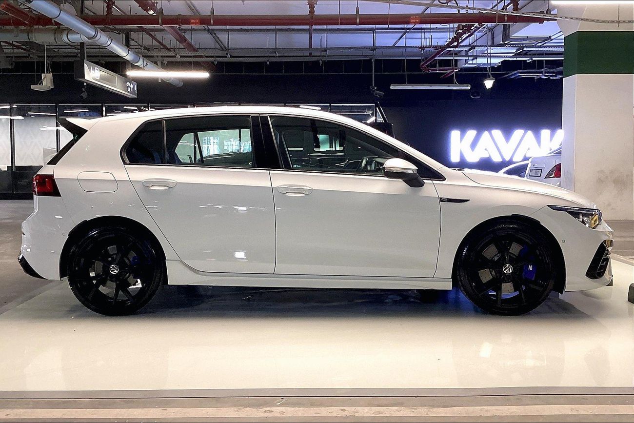 فولكس واجن جولف R | National Day Celebration | شامل الضمان | 0 ﺪﻔﻋﺓ ﺃﻮﻟﻯ