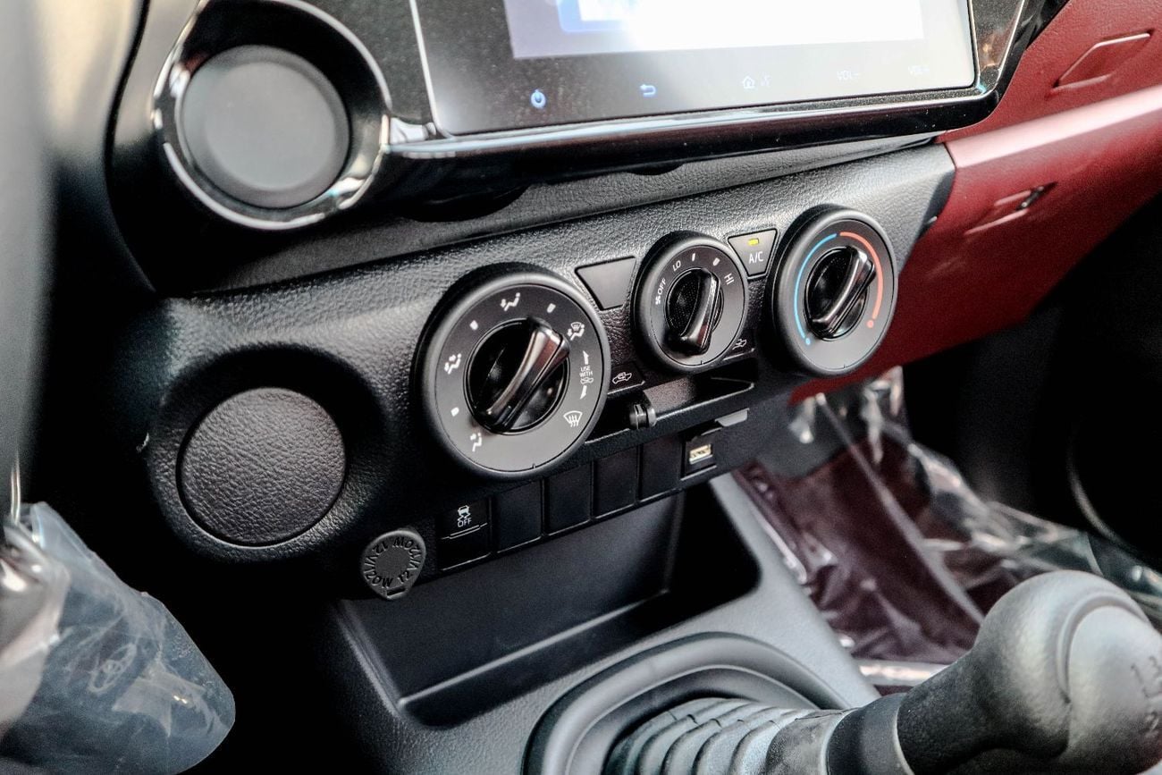 تويوتا هيلوكس GL 2.7L Single Cab Utility