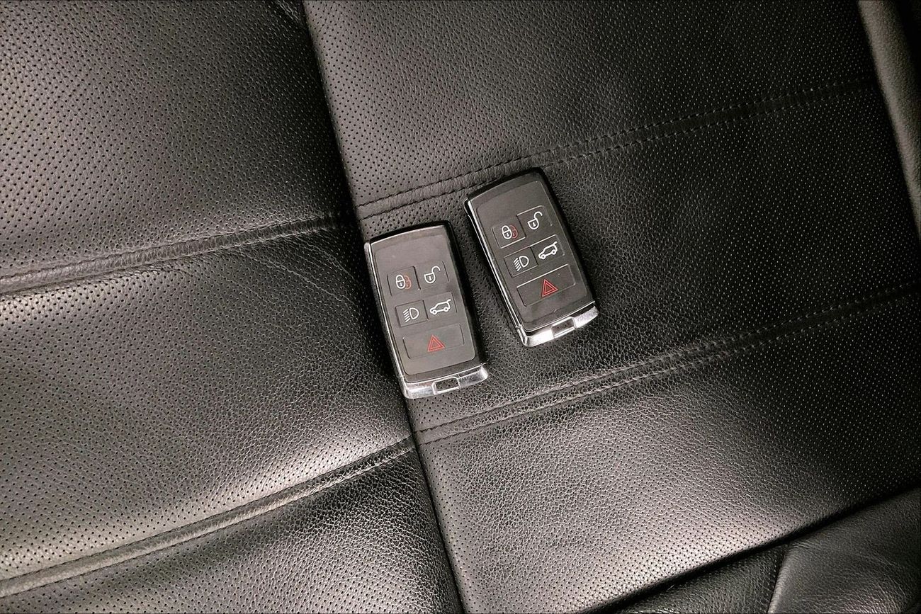 Land Rover Range Rover Evoque P200 | Guaranteed Warranty | 0 Down Payment