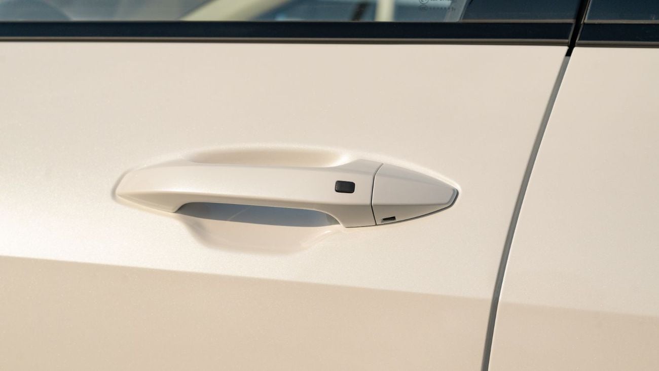 كيا سبورتيج 2025 | KIA SPORTAGE 1.5T 2WD PREMIUM SMART WITH ELECTRIC TAIL GATE & WIRLESS CHARGER