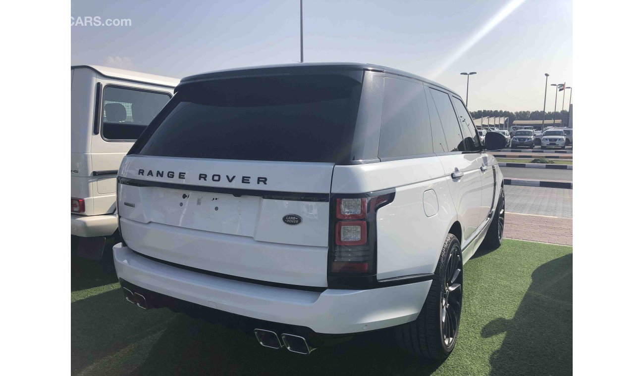 Land Rover Range Rover Vogue HSE خليجي مالك واحد تشيكات وكالة بلكامل كيت SVR وكالة