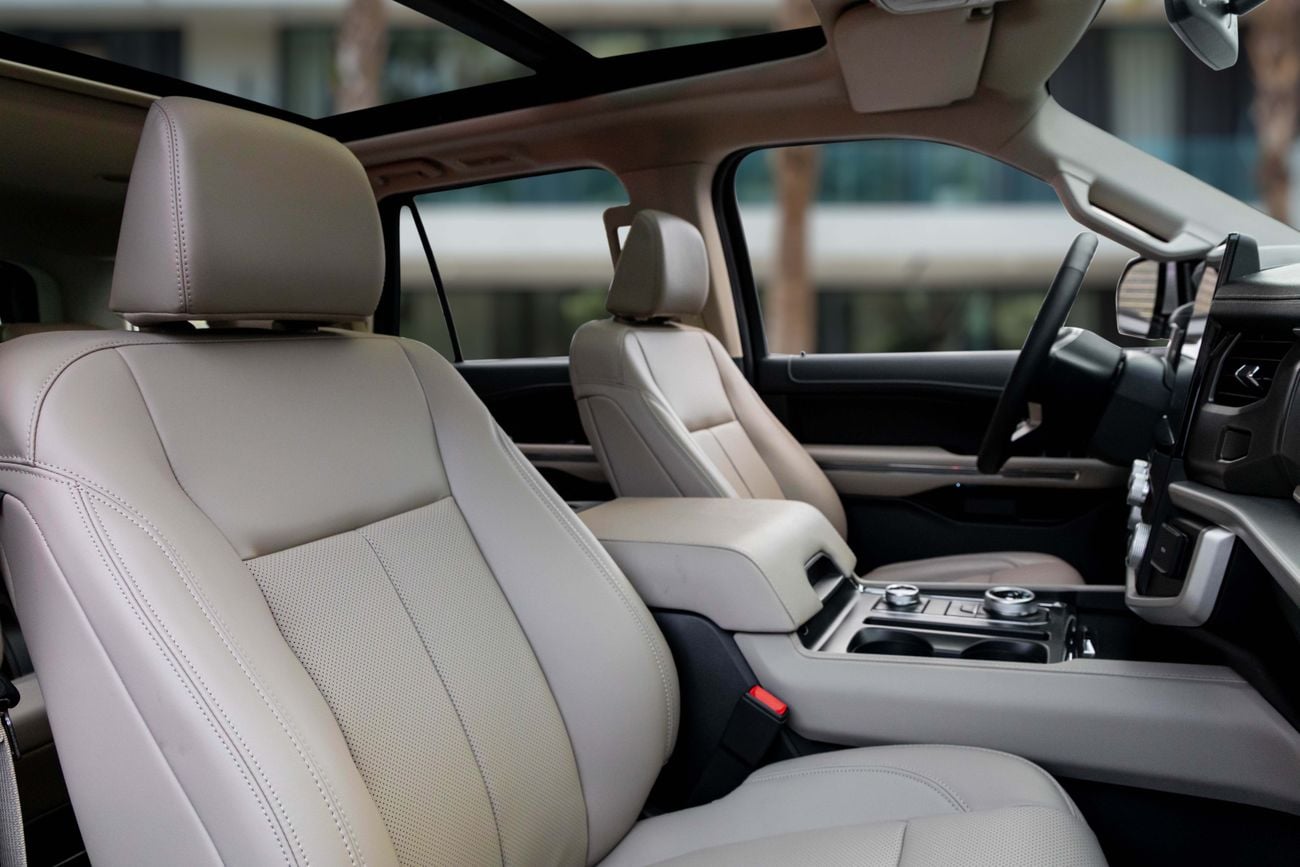 فورد إكسبيديشن Expedition XLT | 3,623 P.M | 0% Downpayment | EXPEDITION XLT + | 2030 AGENCY WARRANTY!