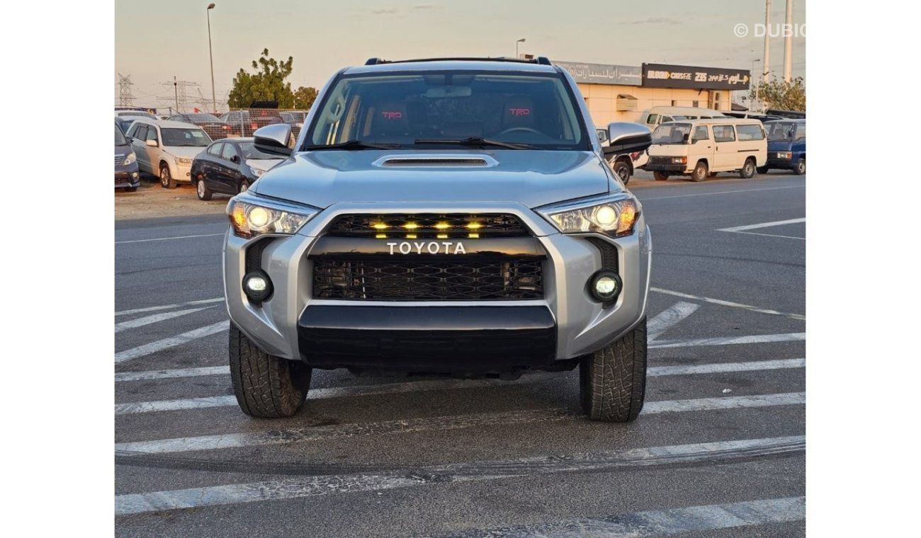 تويوتا 4Runner “Offer”2019 Toyota 4Runner TRD Off Road 4x4 AWD 4.0L -V6 -  UAE PASS