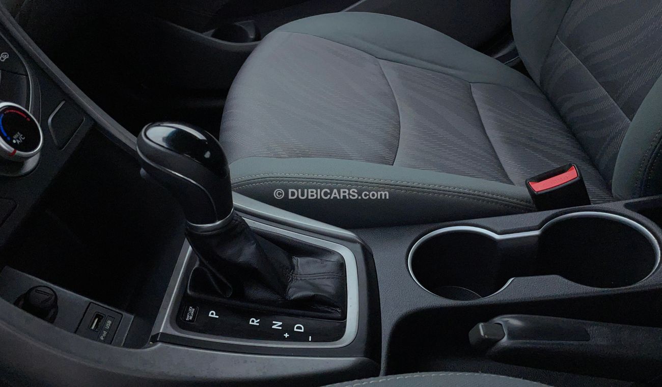 Hyundai Elantra GL 1.6 | Zero Down Payment | Free Home Test Drive