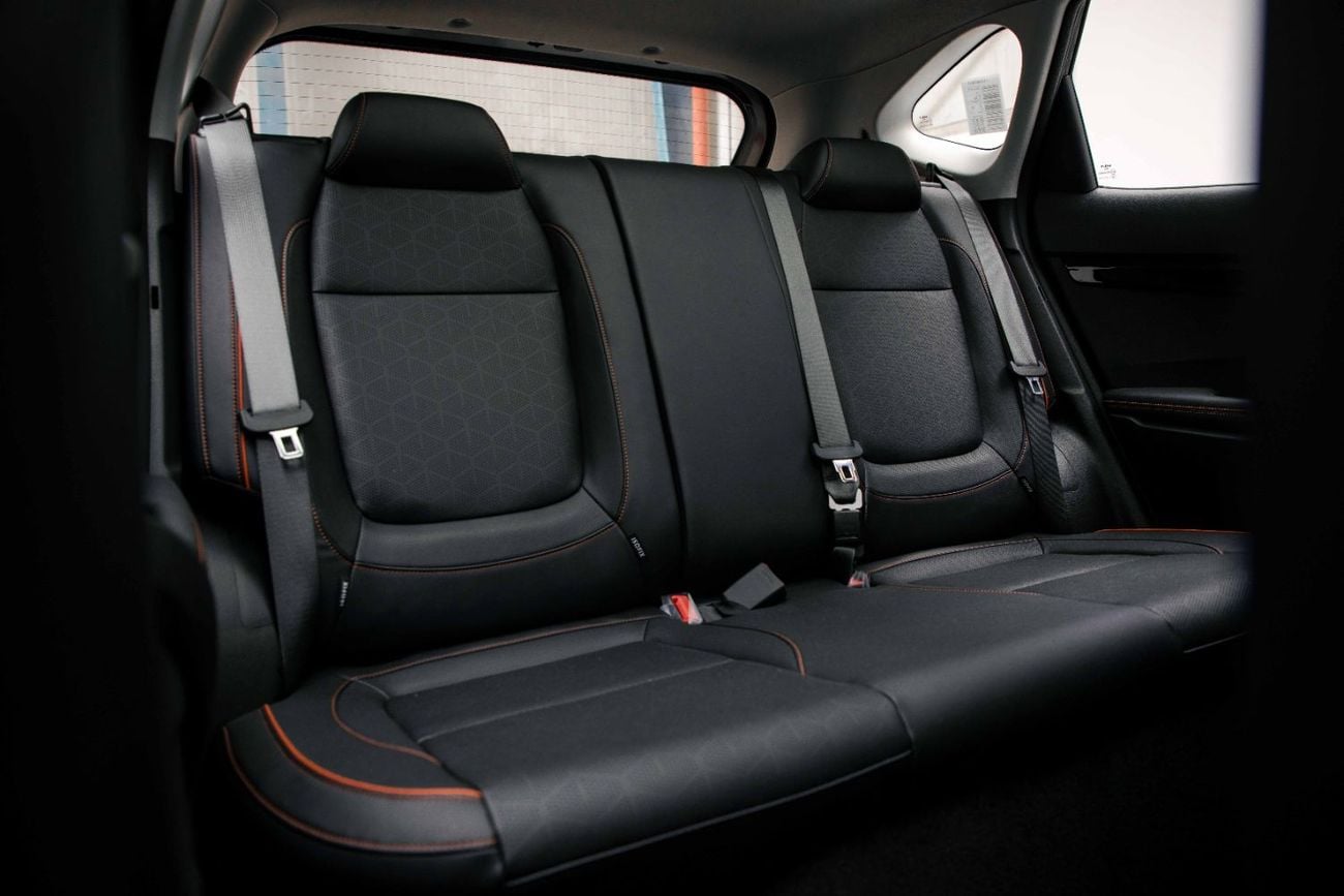 كيا سيلتوس PREMIUM 1.5L - BLACK INSIDE BLACK | EXPORT ONLY