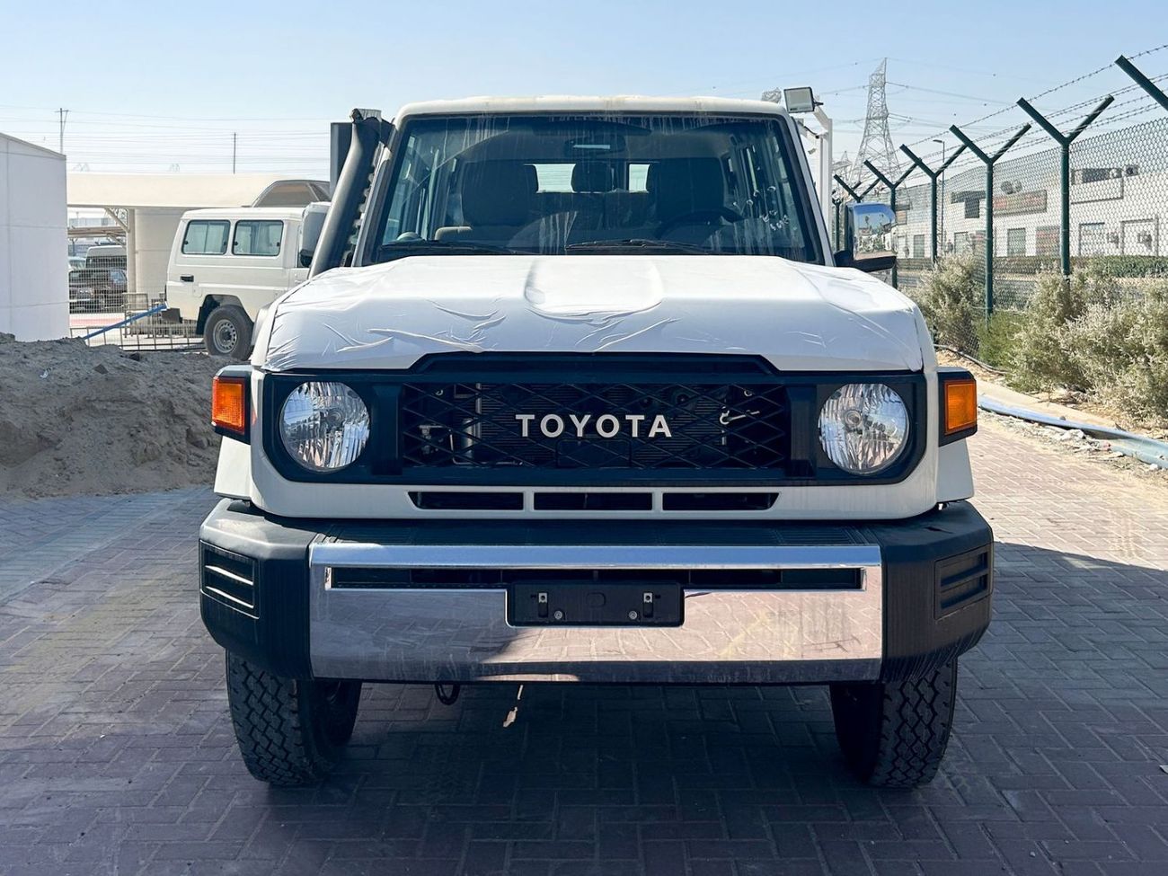 Toyota Land Cruiser 76 2025 TOYOTA LAND CRUISER GDJ76 E 2.8L DIESEL MT BRAND NEW 0KM