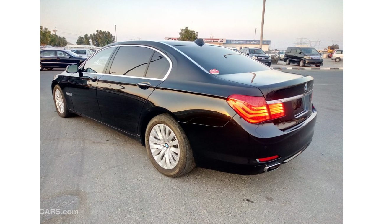 BMW 750Li Li 2012 Twin Turbo Full Option Japan Specs