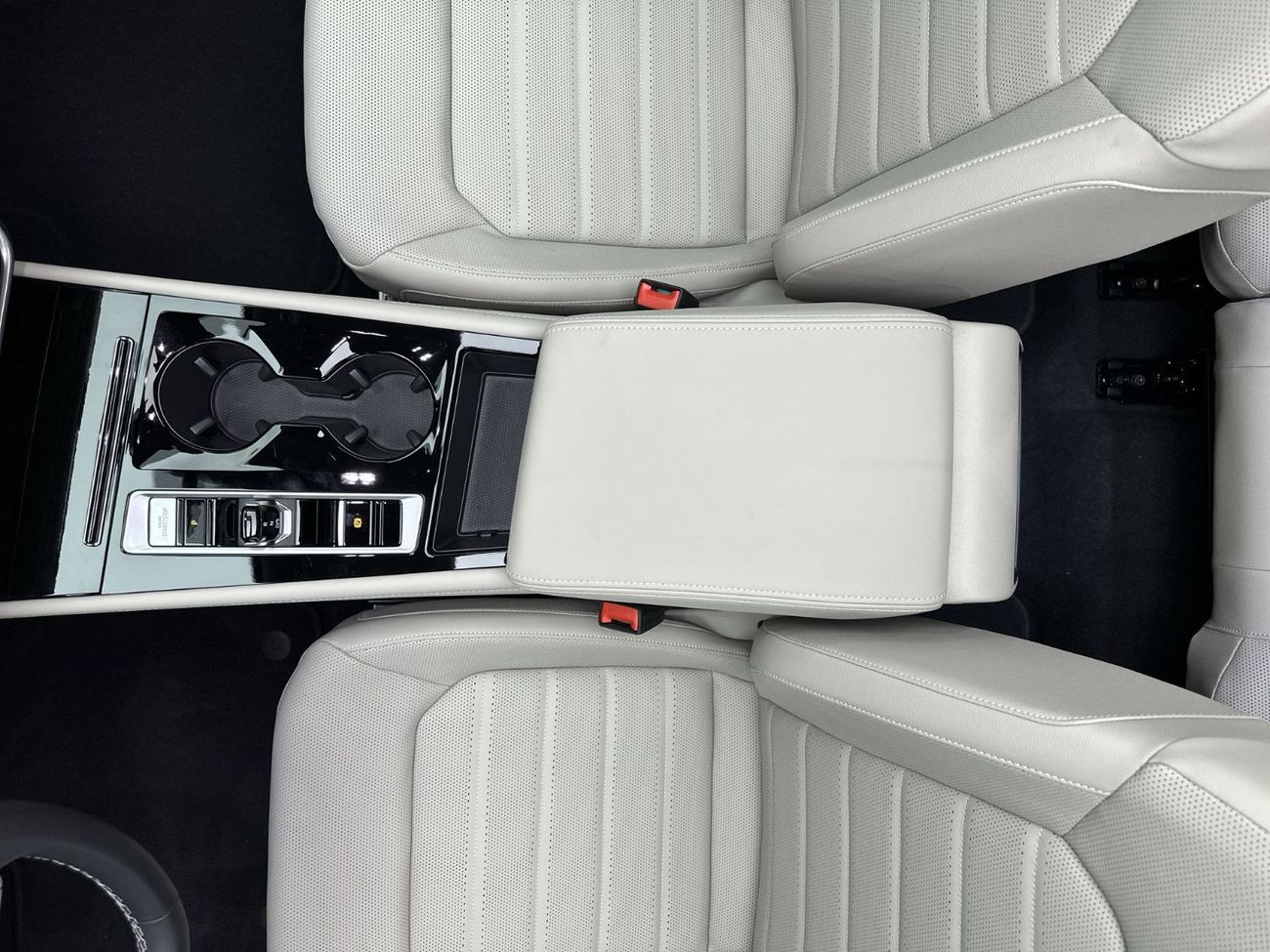 Volkswagen Teramont Comfortline 3.6L (Ref#53958)