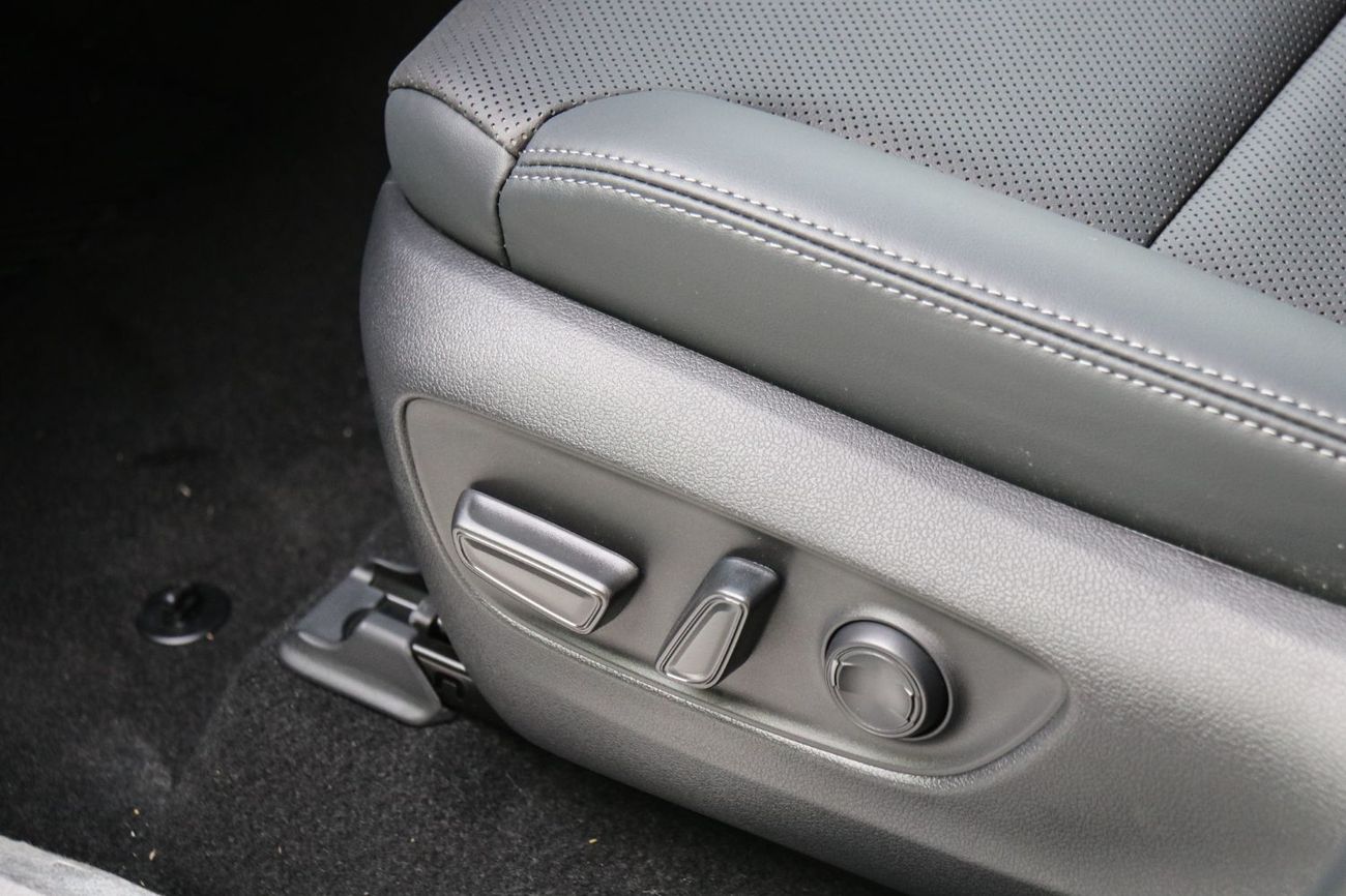 تويوتا لاند كروزر LAND CRUISER GXR 4.0L 2025 | Radar | A20