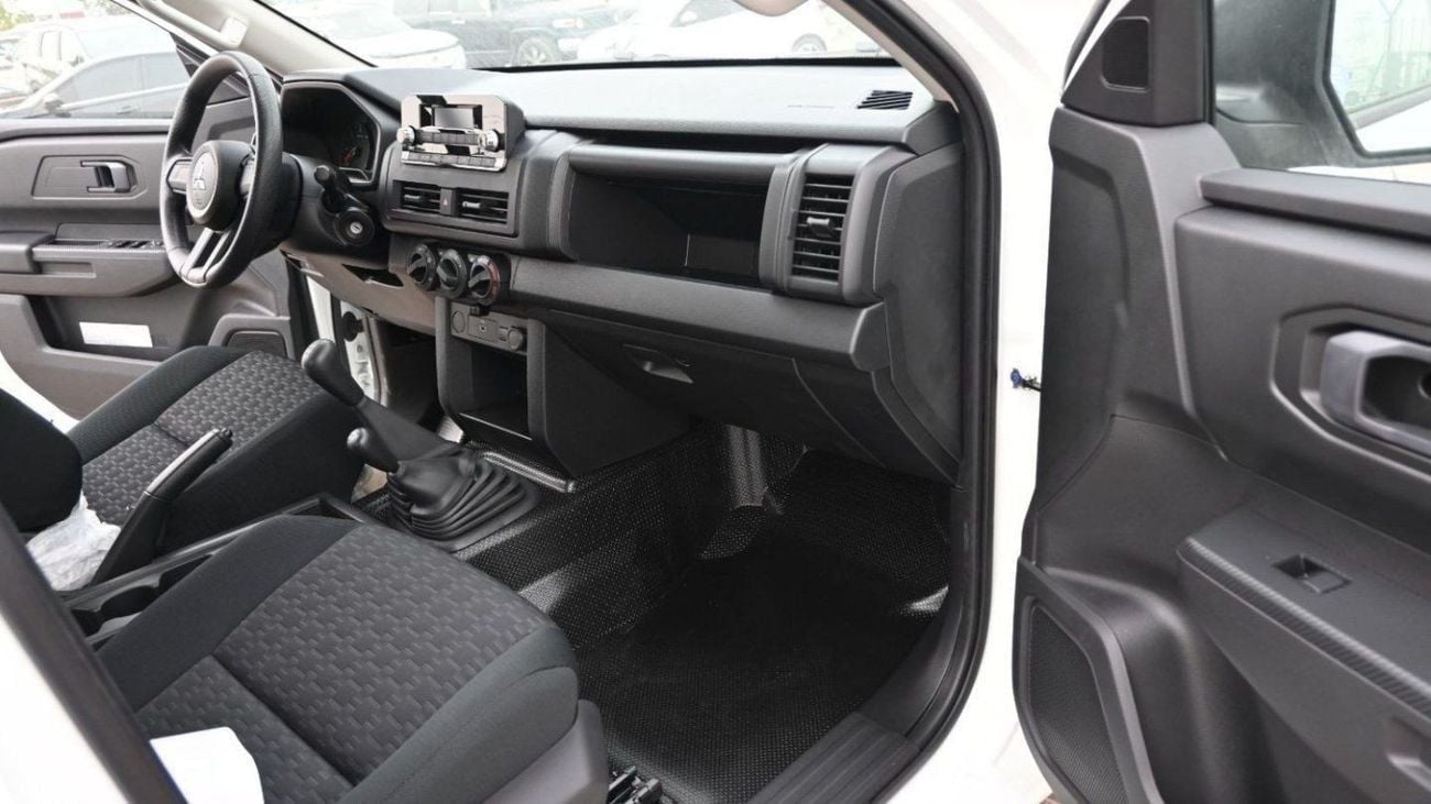 Mitsubishi L200 GL Mitsubishi L200 2.4L Diesel Manual model 2025