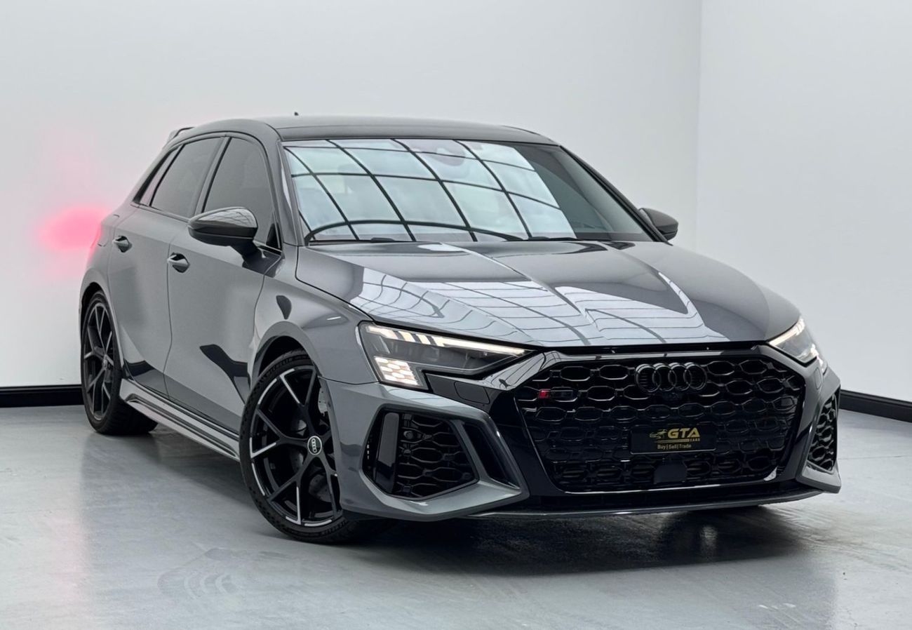 أودي RS3 TFSI quattro 2.5L Sportback 2022 Audi RS3 Quattro Hatchback, Full Audi Service History, Warranty, Ex