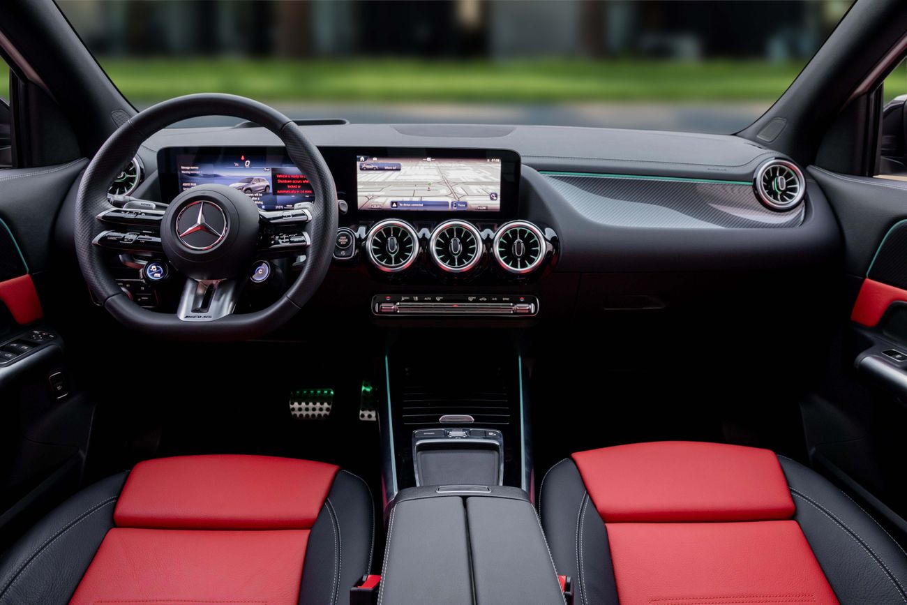 Mercedes-Benz GLA 35 AMG GLA 35 AMG | 4,407 P.M | 0% Downpayment | AGENCY WARRANTY/SERVICE!