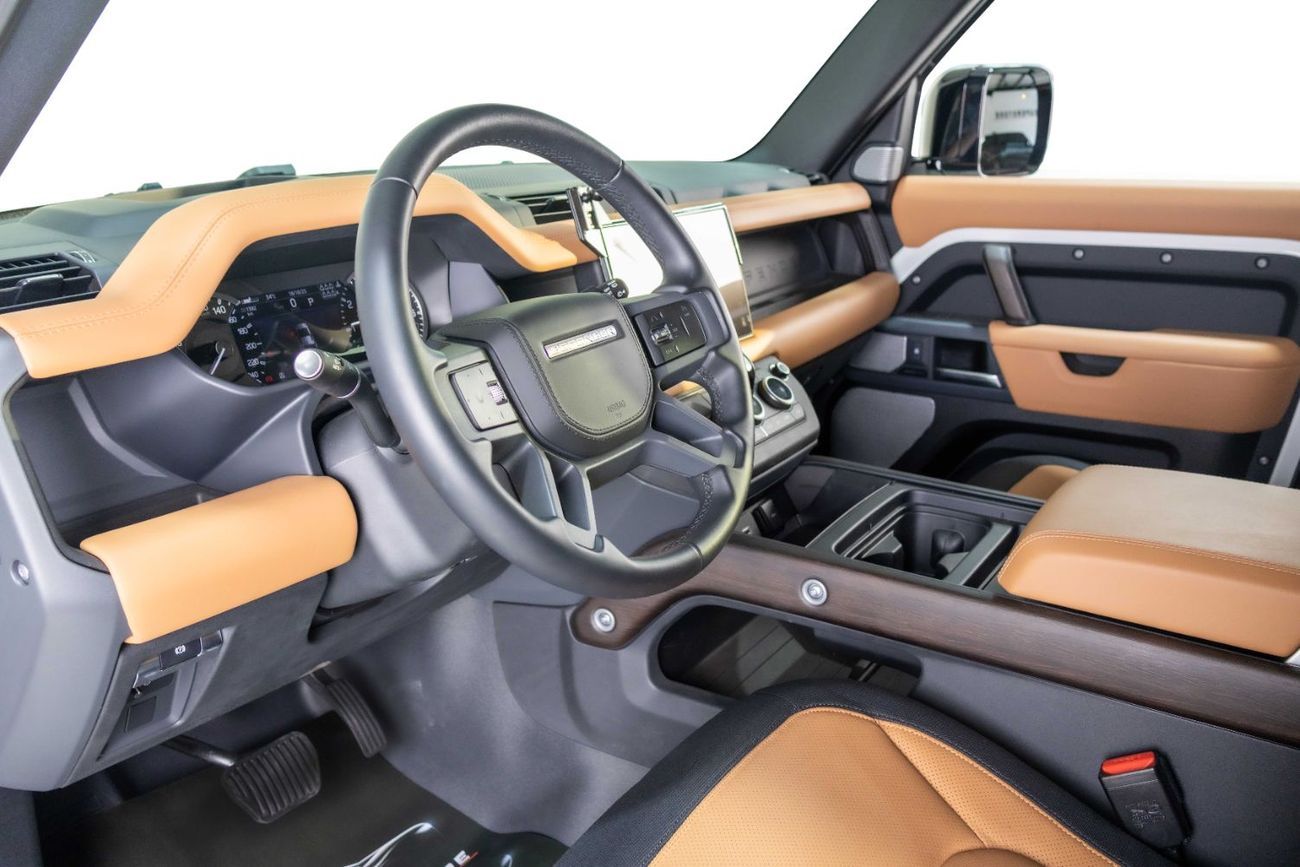 لاند روفر ديفندر 130 SE P400 X Dynamic (7 Seater)
