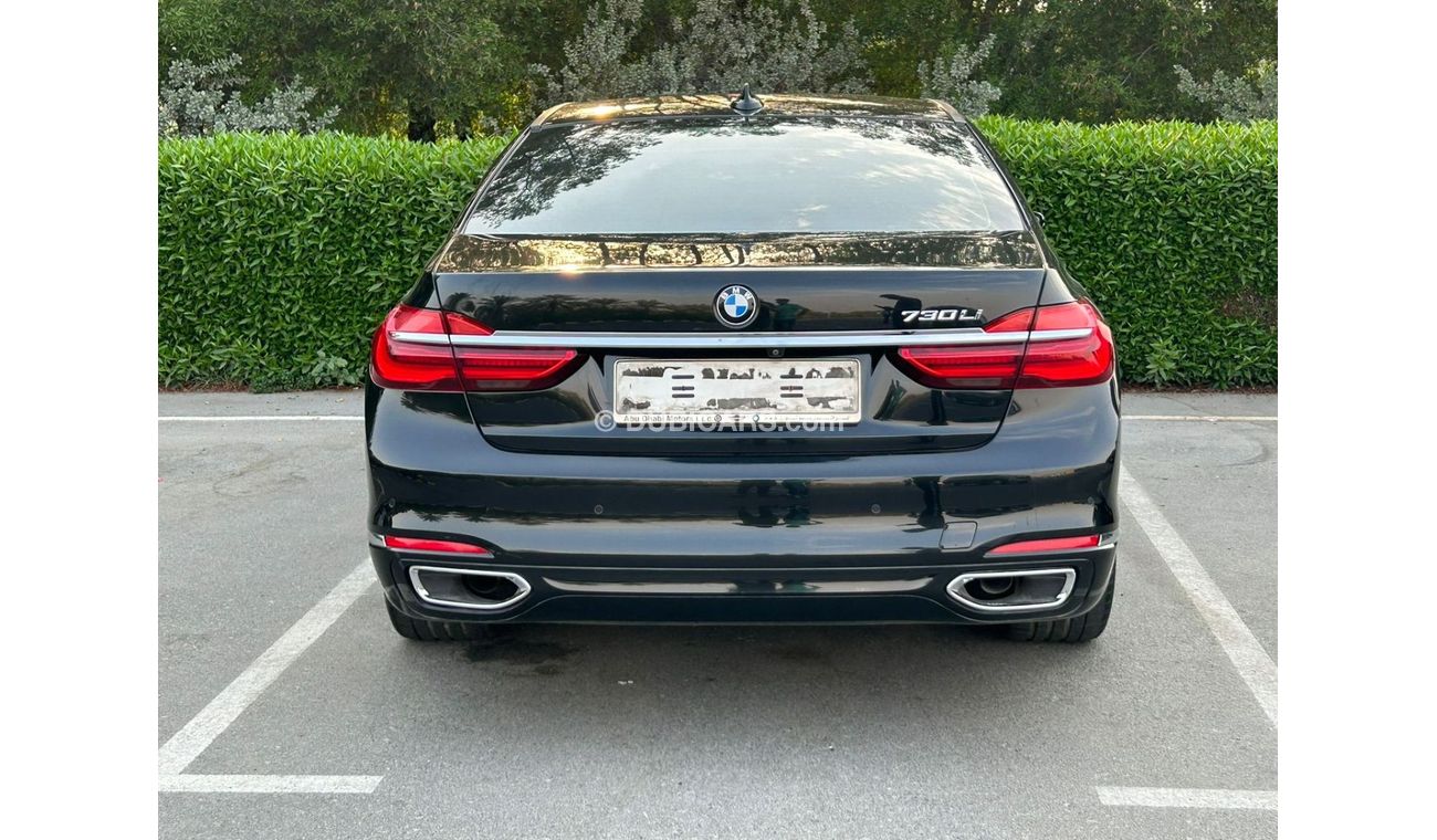 BMW 730Li Executive BMW 730 LI 2018 GCC OPGINAL PAINT // 2keys // ACCIDENT FREE // PERFECT CONDITION