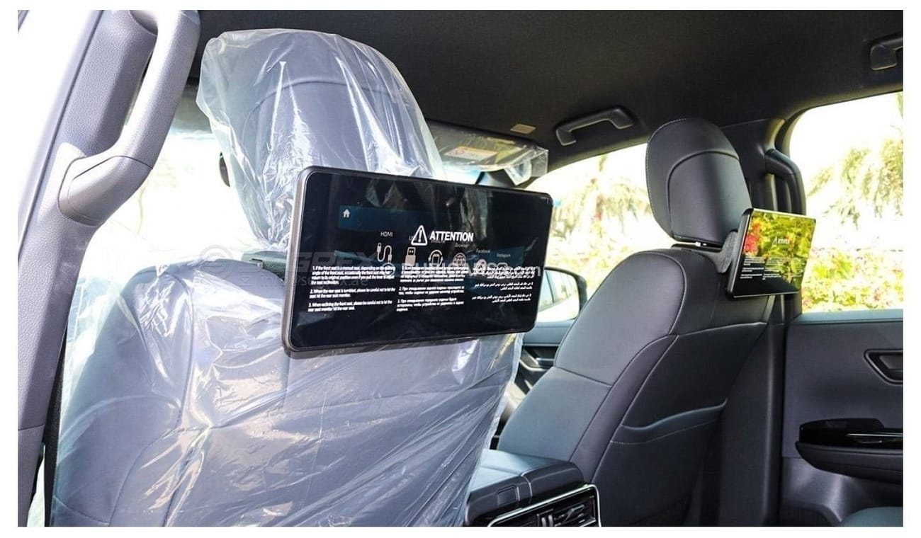 تويوتا لاند كروزر GXR LC300 4.0L 6CYL EURO SPECS WITH HEATER AND COOLER SEATS AVAILABLE IN UAE