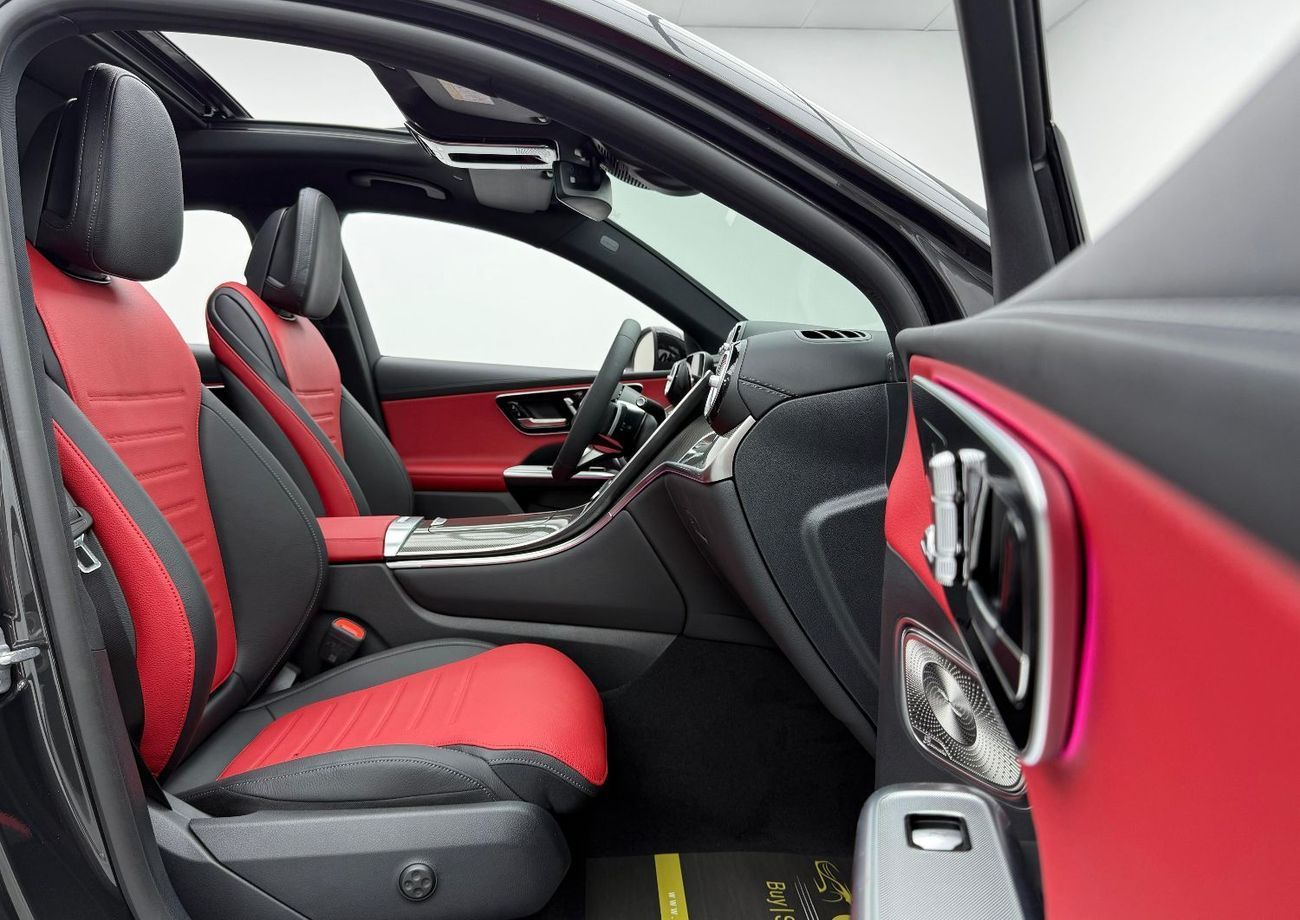 مرسيدس بنز GLC 200 4Matic *Brand New* 2025 Mercedes Benz GLC 200 4Matic Premium+, 2030 Mercedes Warranty + Service Pack