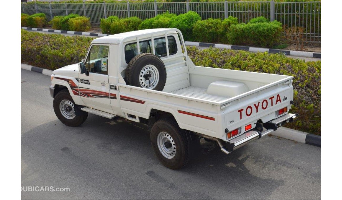 تويوتا لاند كروزر بيك آب Single Cab Pickup LX V6 4.0L Petrol 4WD Manual Transmission