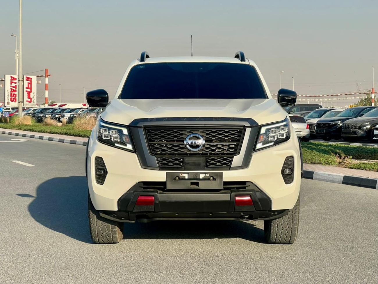 نيسان نافارا The Nissan Navara is a versatile mid-size pickup truck known for blending rugged off-road capability