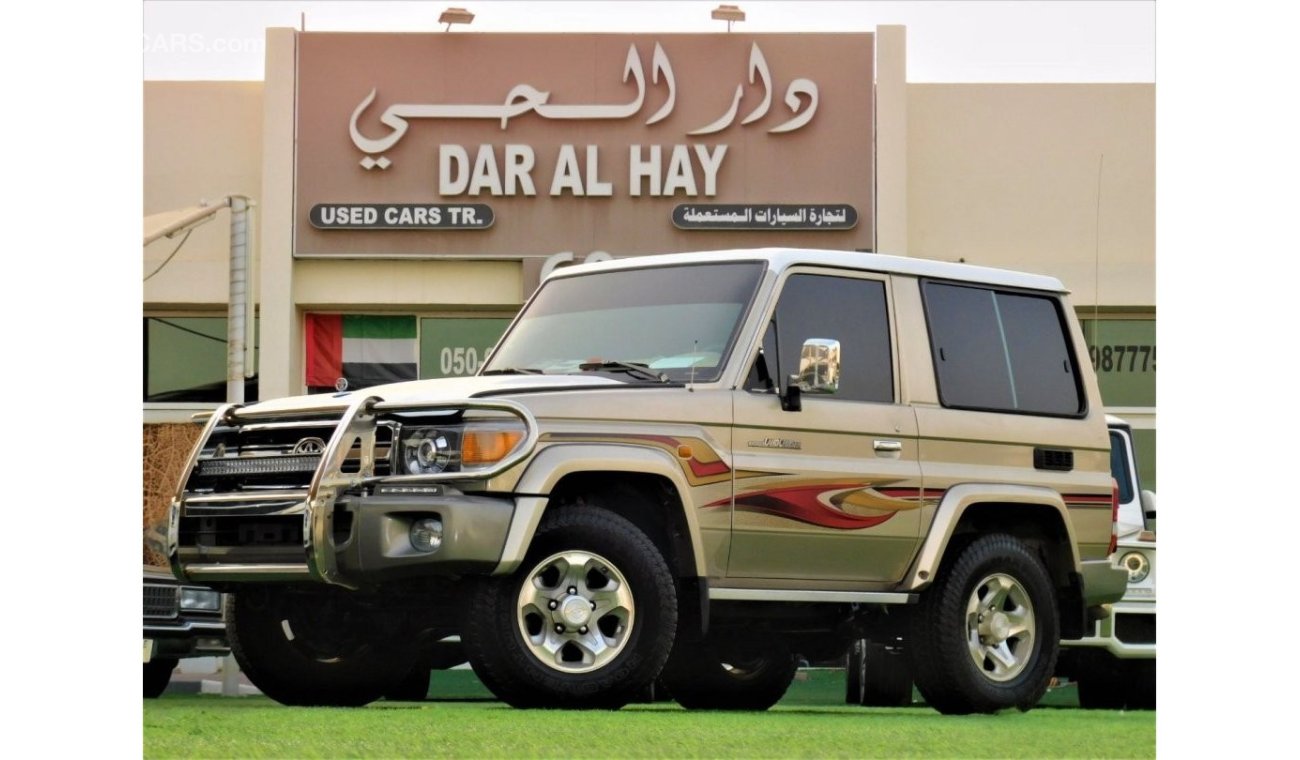 Toyota Land Cruiser Toyota land crusier ربع 2010