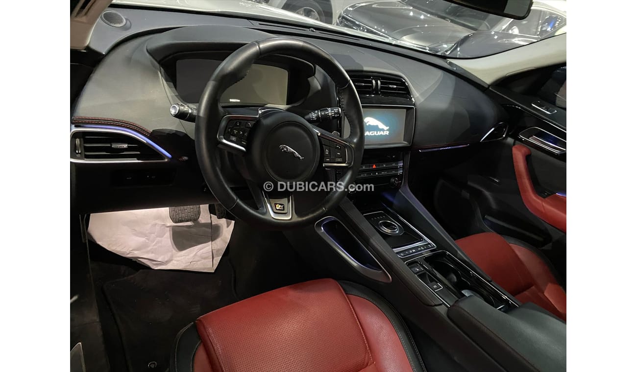 Jaguar F Pace R-SPORT