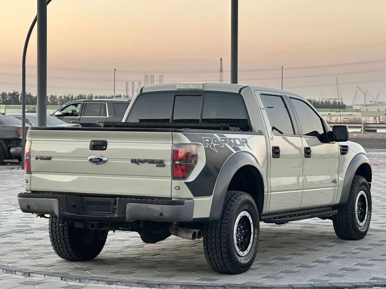 Ford F 150 Raptor فورد رابتر F150 SVT خليجي 2013