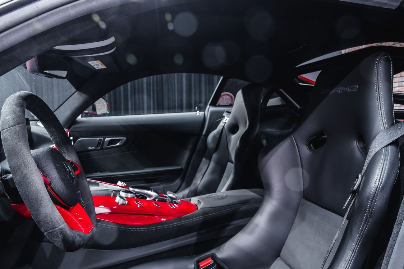 مرسيدس بنز AMG GTR Ultra rare – one of only 5 pieces worldwide!