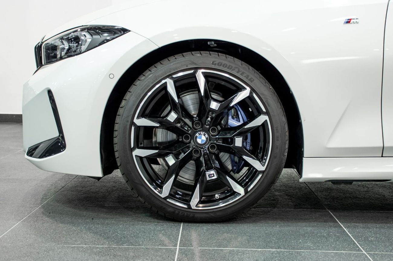 BMW 330i LUXURY M SPORT