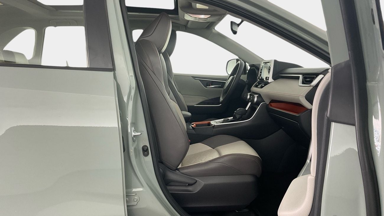 Toyota RAV4 Adventure | upto AED 20,000 Ramadan Discount | Guaranteed Warranty | 0 Down Payment