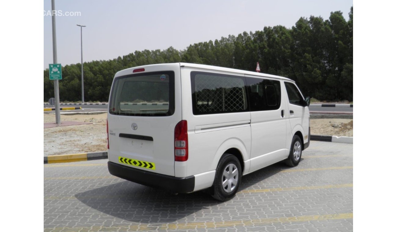 Toyota Hiace 2014 5 seat ref #671