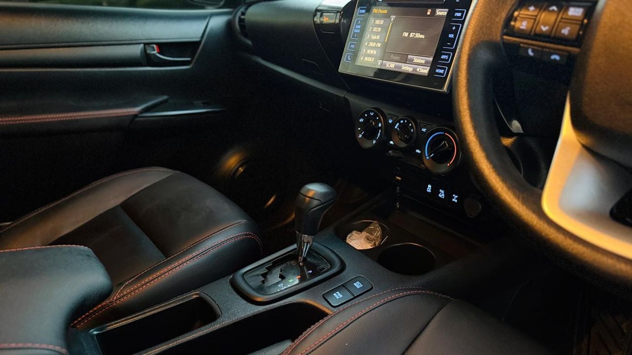 تويوتا هيلوكس -