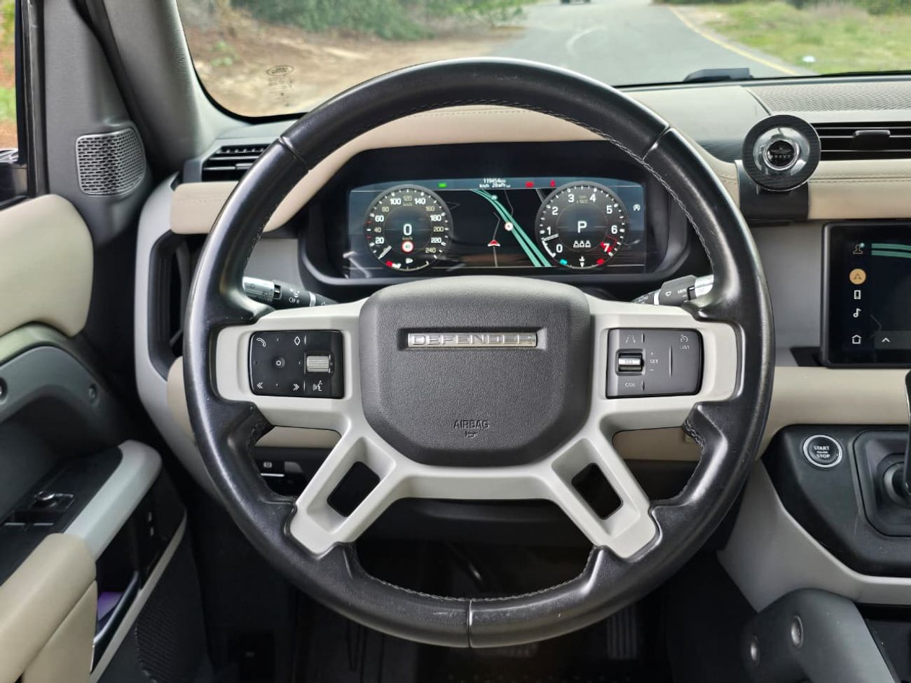 Land Rover Defender P300 90 SE 2.0L (5 Seater) LAND ROVER DEFENDER 2022 // PERFECT CONDITION INSIDE & OUT SIDE