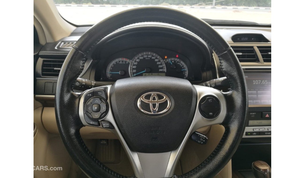 Toyota Camry 2015 SE+ ref#605