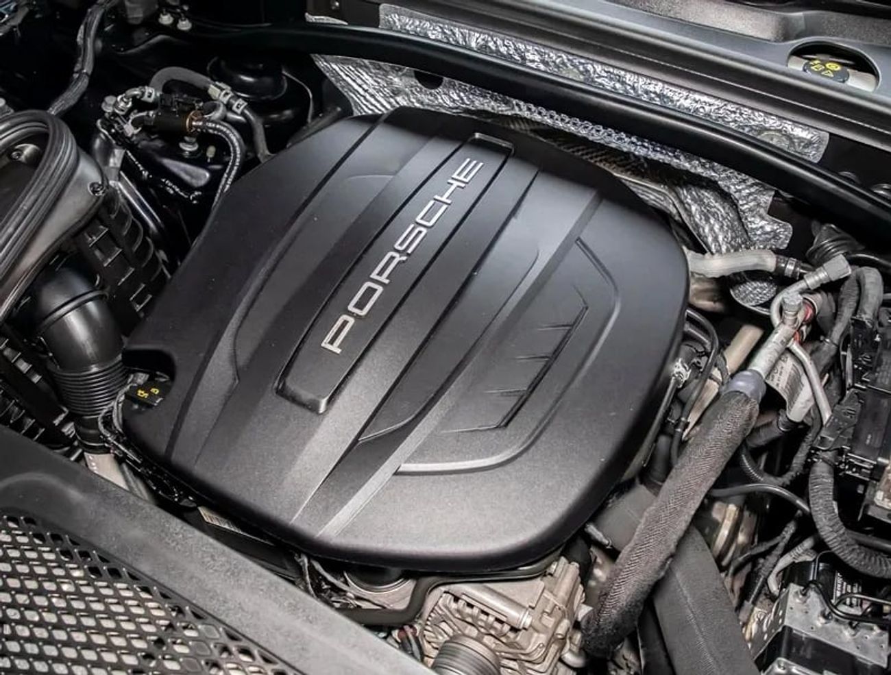 بورش ماكان Std 2.0L (252 HP)