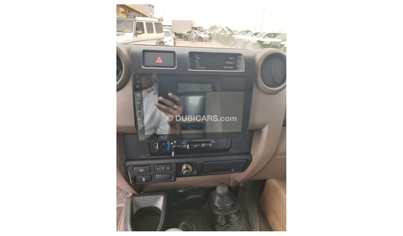 تويوتا لاند كروزر 70 76 4.5L HARD TOP TURBO DIESEL MT WITH BULL BAR